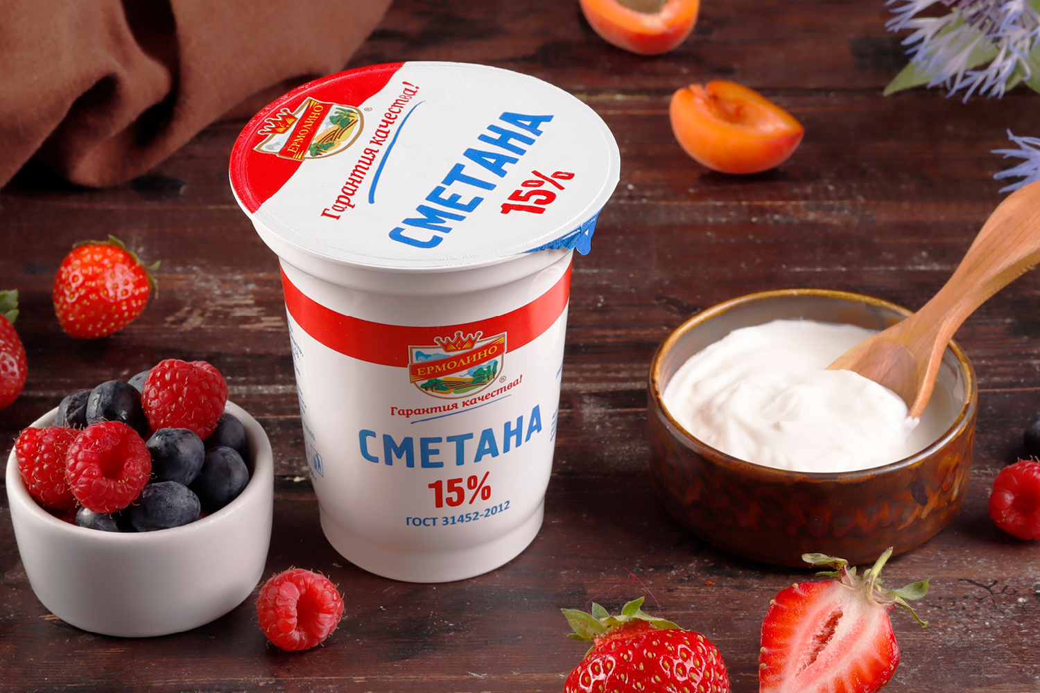 Сметана 15% ТМ «ЕРМОЛИНО»