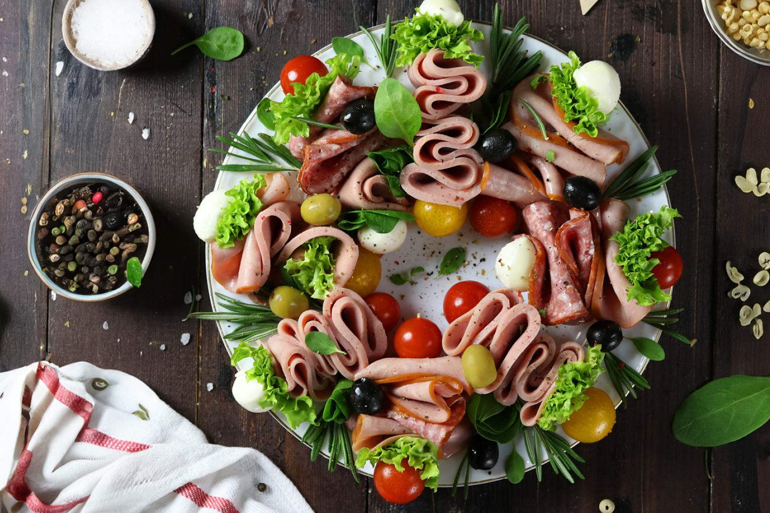 Закуска из колбас ТМ «ЕРМОЛИНО»