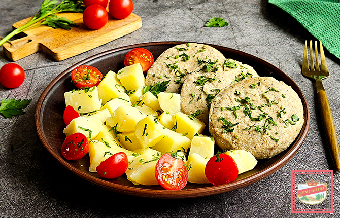 Котлеты на пару в мультиварке фото