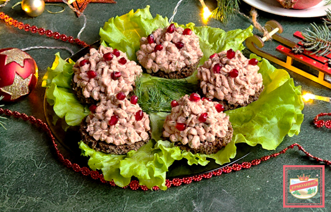 Бутерброды с паштетом фото