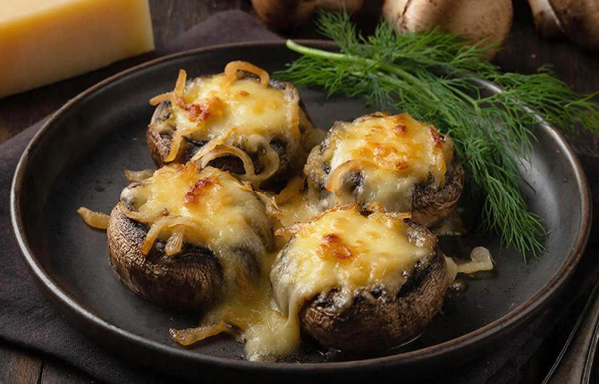 Фаршированные грибы в аэрогриле фото