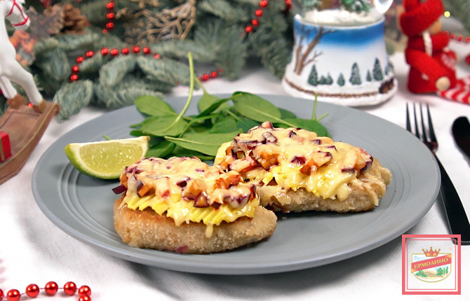 Отбивные из курицы с фруктами фото