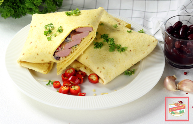Сосиски в лаваше с сыром фото