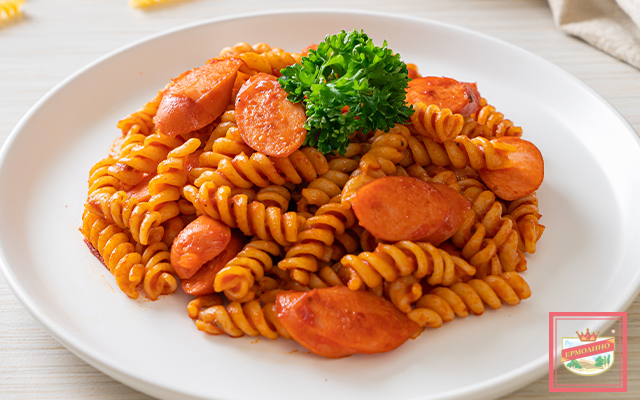 Подлива из сосисок к макаронам фото